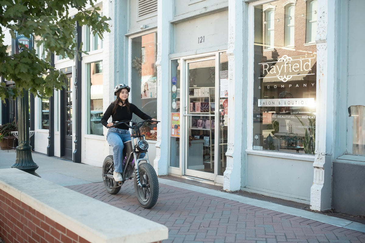 Electric Scooter vs E-Bike for Daily Commuting (2026 Guide)